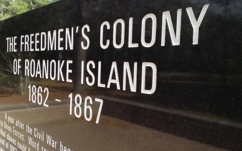 Back of the monument commemorating the Roanoke Island Freedmen's Colony