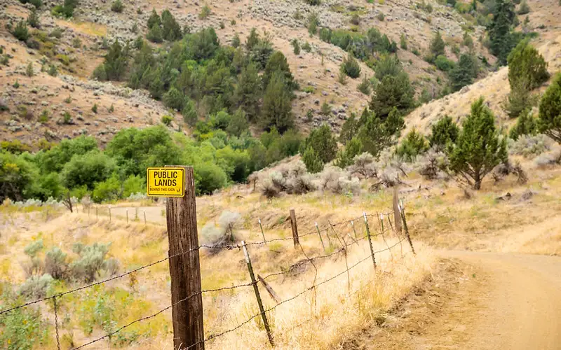An “Entering Public Lands Sign” along the Snake River-Mormon Basin Back Country Byway.