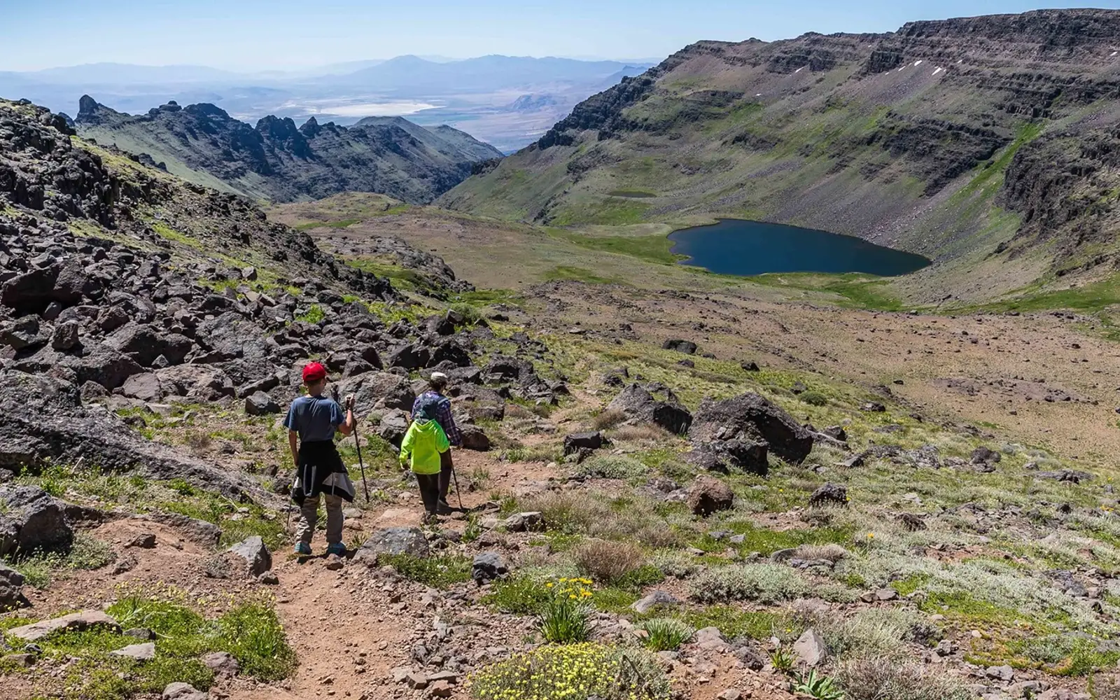 Middle section of the trail to Wildhorse Lake