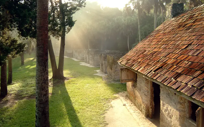 slave cabins made of tabby with wooden roofs